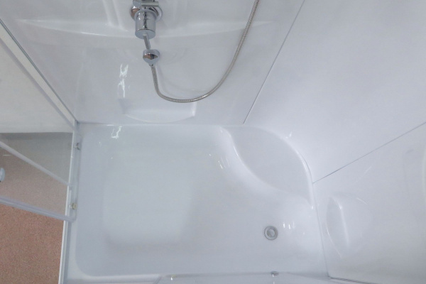 Гидромассажный бокс Royal Bath 120х80х217, прозрачное  стекло, белый профиль, левая, RB 8120BP1-T-L